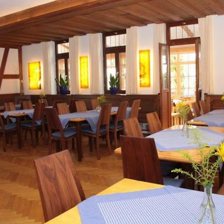 Karpfenhotel & Herrenhaus Im Gasthaus Sindel-Buckel Feuchtwangen Exterior foto